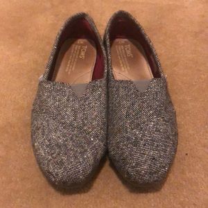 TOMS Women’s Slip ons